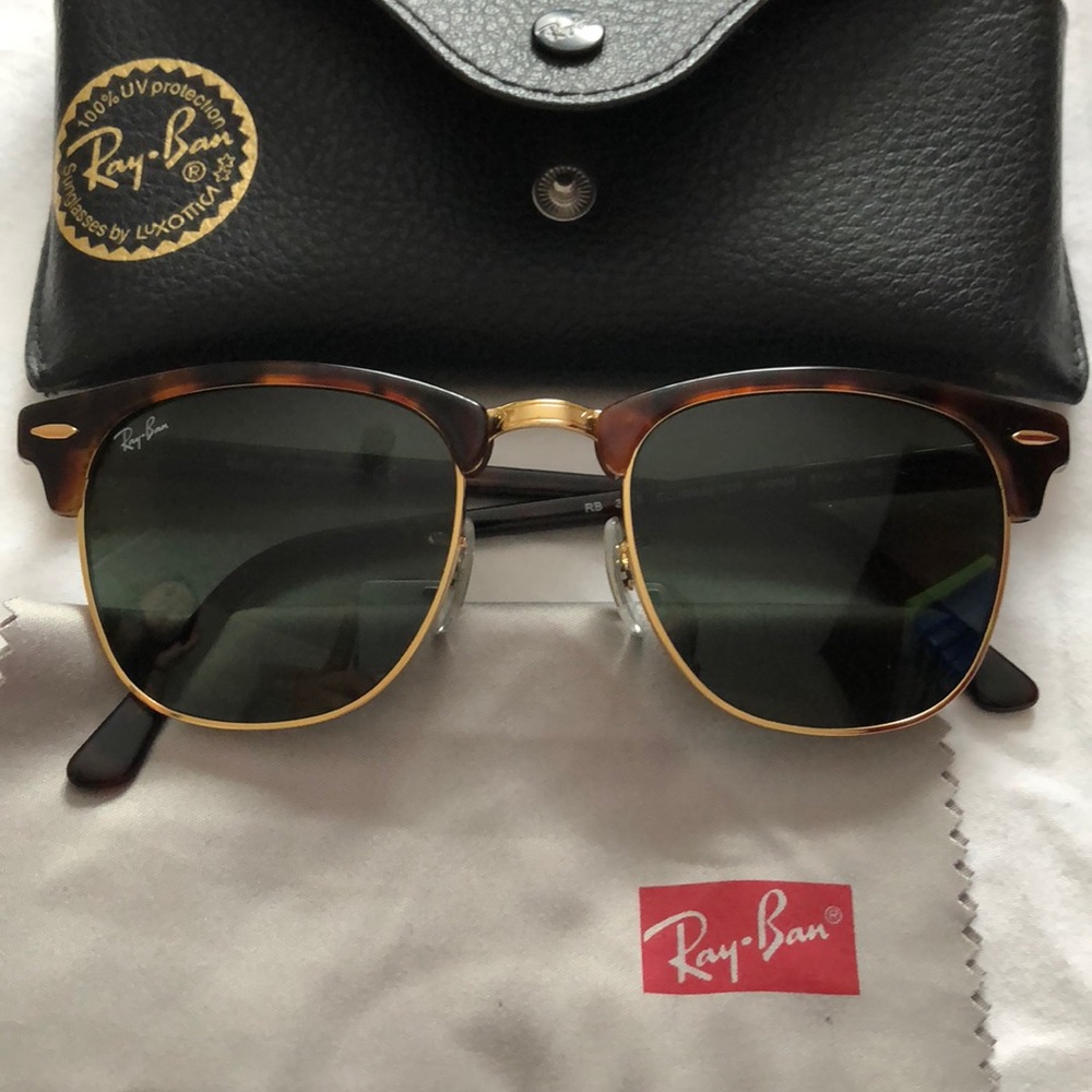 Ray-Bans club master